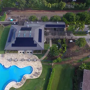  Aparthotel 9b Ekahi Village-studio Bath, Garden View - 1 Minute Stroll To Beach! United States